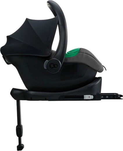 Flexibilní instalace: pásy nebo základna ISOFIX