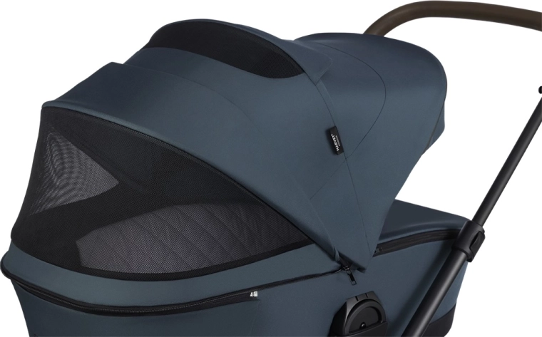 Extra velká stříška s UPF 50 a ventilací