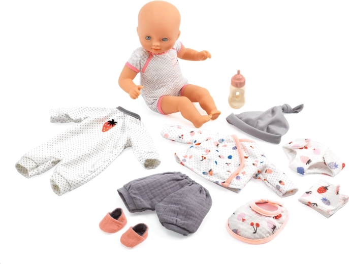 Převlékání a péče o miminko