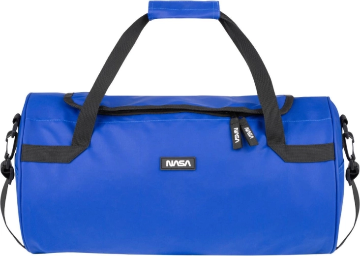 Prostorná hlavní kapsa na zip