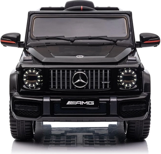 Realistická AMG jízda s LED světly