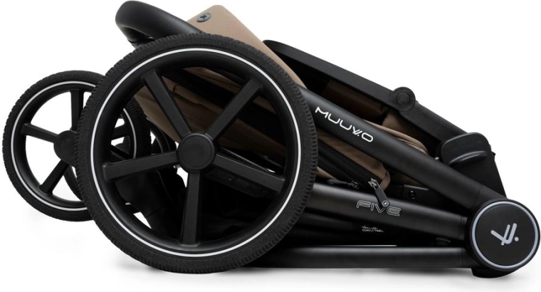 Snadné skládání jednou rukou a kompaktní rozměry