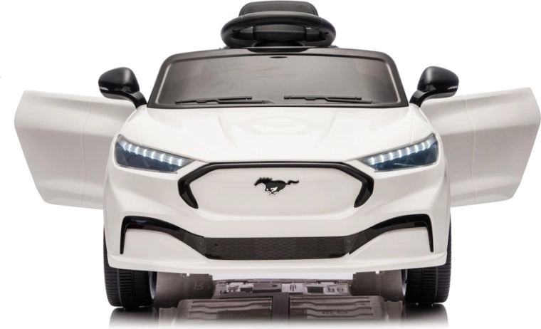 Realistické LED osvětlení a sportovní vzhled