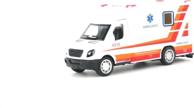 Otevíratelné dveře pro realistickou hru