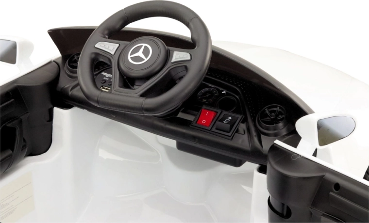 Realistický kokpit s volantem