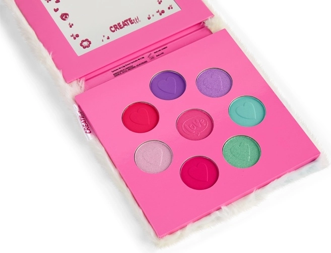 Barevná paleta pro hravé kombinace