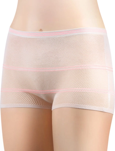 Vysoký pas chrání jizvu po císařském řezu