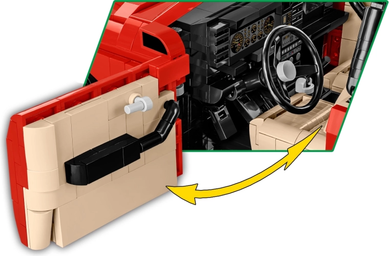 Detailní interiér a otevírací dveře