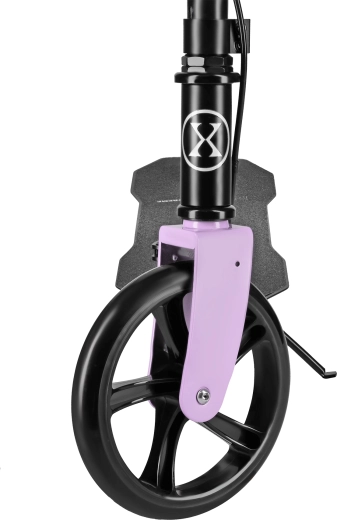 Plynulá jízda díky 200mm kolům a ABEC 7