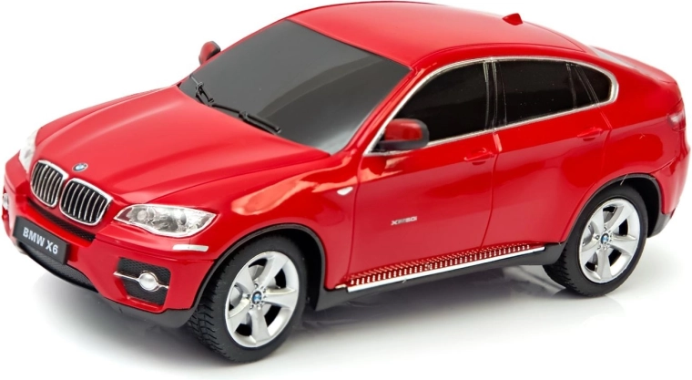 Plně licencované BMW s realistickými detaily