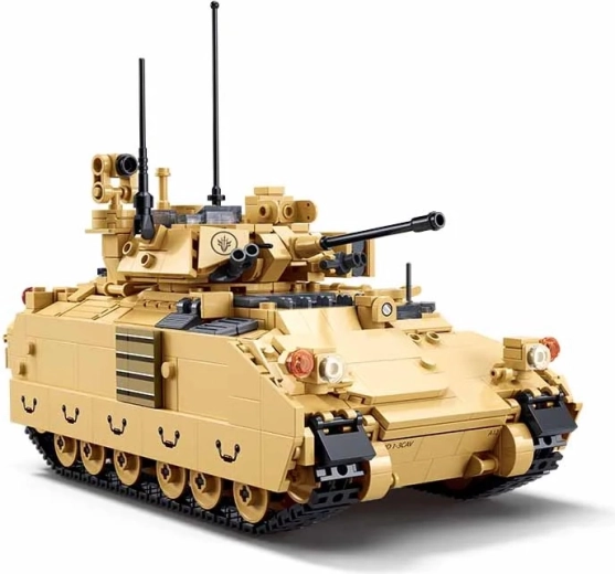 Realistický tank s otočnou věží a funkčními poklopy