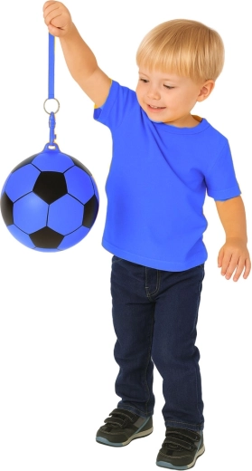 Fotbalový design a výrazná modrá barva