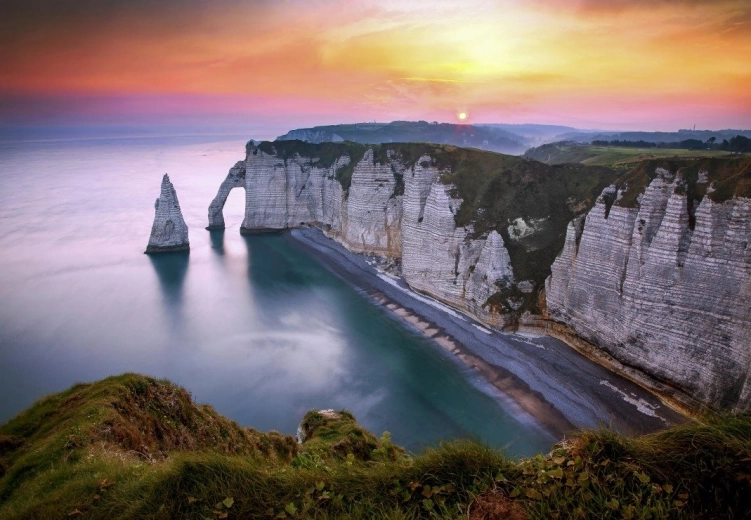 Puzzle pohled na Étretat 1000 dílků