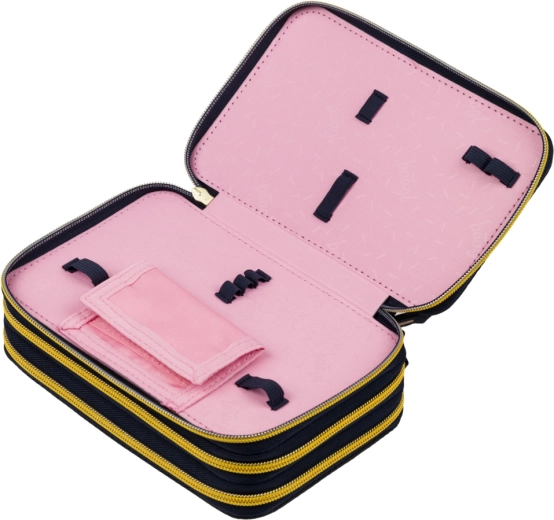 Pevná konstrukce a spolehlivé zipy YKK