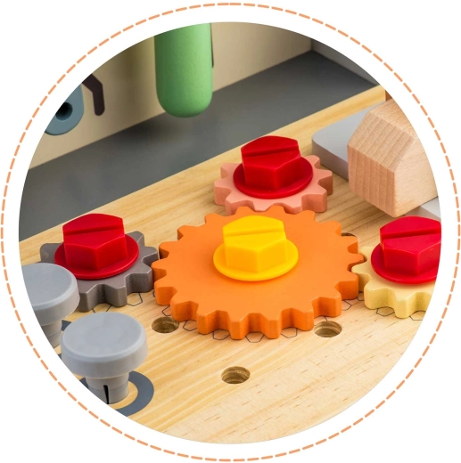 Otočná ozubená kola pro učení příčiny a následku