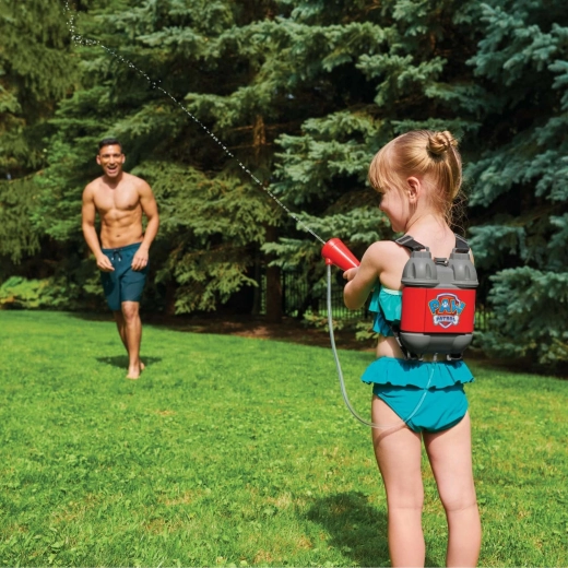 Silný vodní proud až do 9 metrů