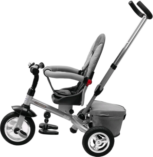 Otočné sedadlo 360° pro jízdu po i proti směru