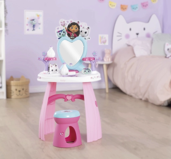 Stolička a chytré úložné držáky