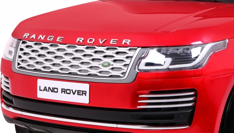 Silný pohon 4×4 a plynulý start