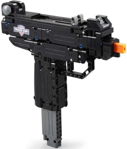 Stavba z 359 dílků