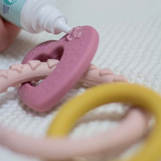 Jemná masáž dásní a rychlá úleva