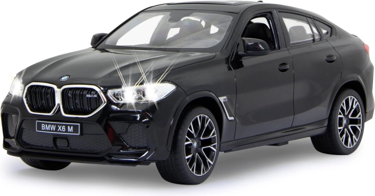 Věrné provedení BMW X6 M