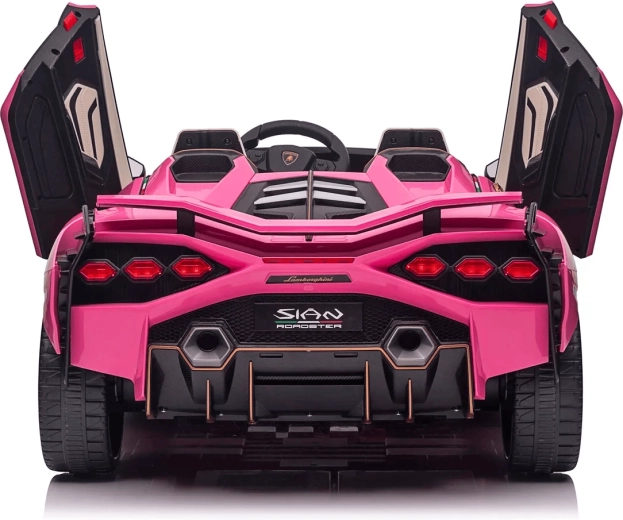 Dvojsedadlo a otevírací dveře