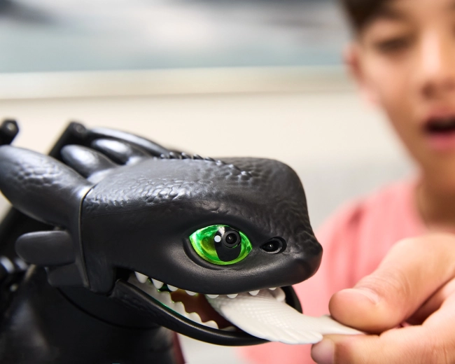 Krm a trénuj: reakce na dotyk i pohyb