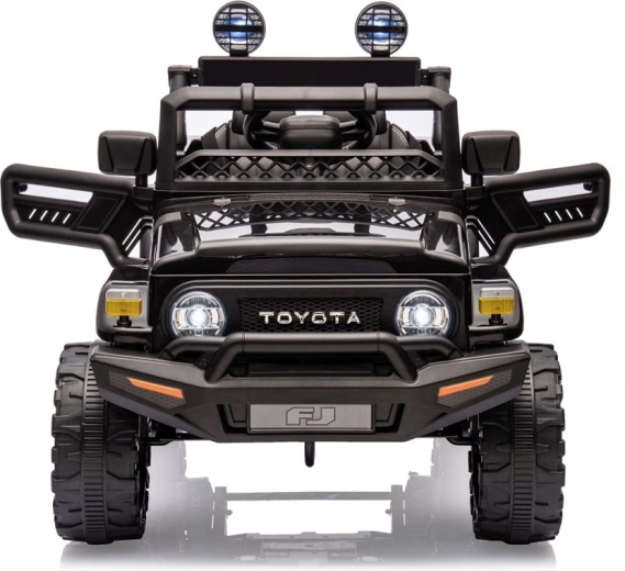 Robustní off-road vzhled Toyota FJ