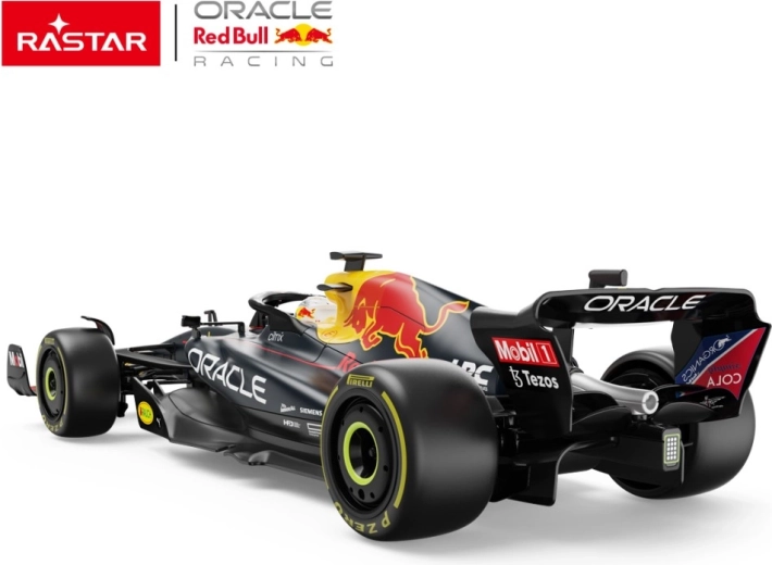 Věrný závodní vzhled F1