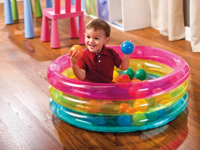 50 barevných míčků pro smyslovou zábavu