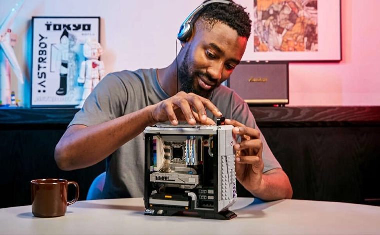 Realistické komponenty jako ve skutečném PC