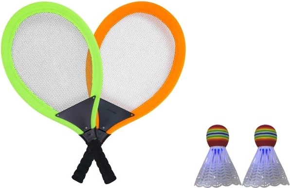 Sporto badminton se svítícím košíčkem