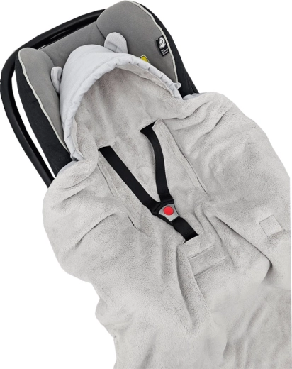 Kompatibilní s 3 i 5bodovými pásy