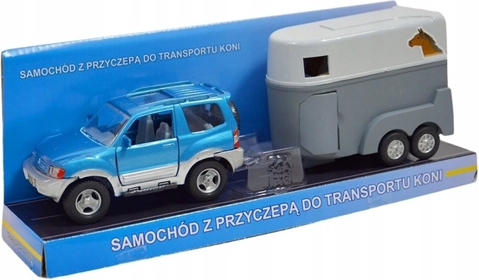 Jeep s přívěsem na přepravu koní