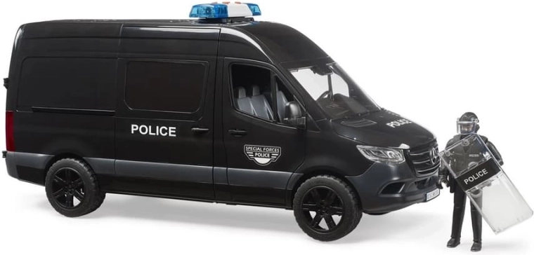 Realistické detaily a policejní značení