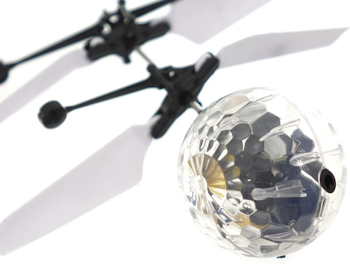 LED osvětlení a „křišťálový“ design