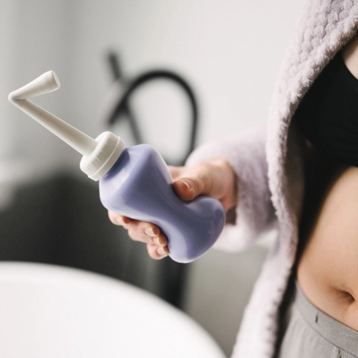 Obrácená tryska pro snadné použití