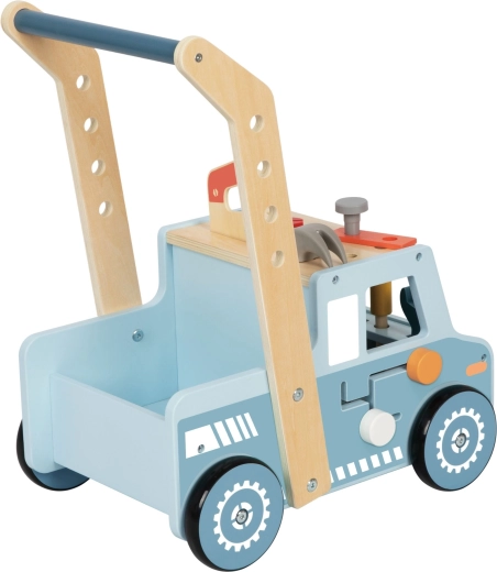 Bohaté příslušenství a zadní úložný box