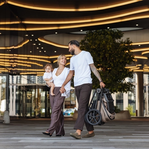 Automatické skládání jednou rukou a kompaktní rozměry