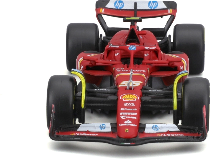 Realistické detaily a závodní aerodynamika