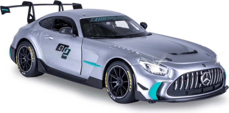 Věrně zpracovaný licencovaný model