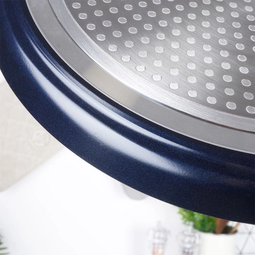 Indukční dno a rovnoměrný rozvod tepla