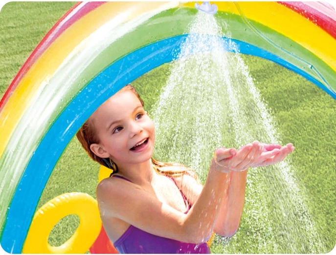 Duhový sprchový oblouk pro osvěžení