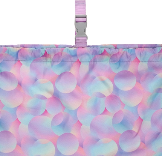 Pevný a omyvatelný materiál