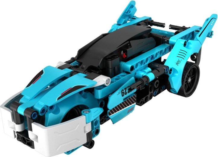 Dva modely v jedné krabici