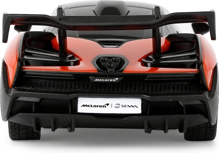 Oficiální licence a věrné detaily McLaren Senna