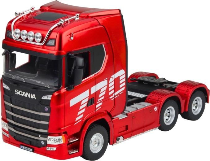 Realistické detaily a kovově lesklý vzhled