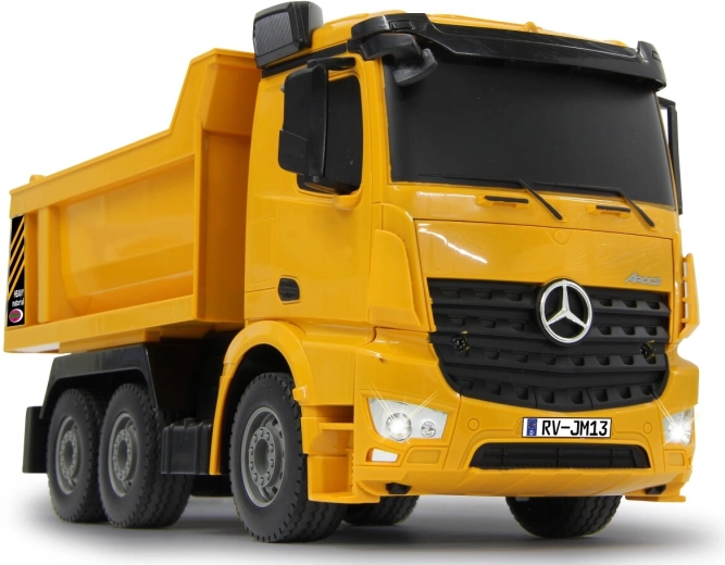 Oficiální licence Mercedes-Benz a povedené detaily