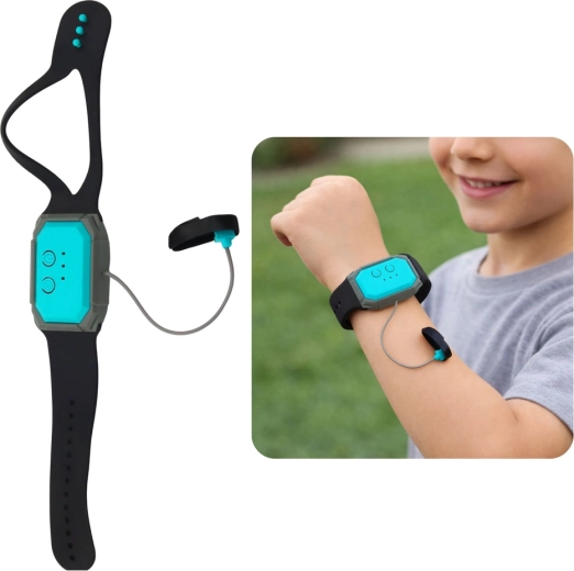 Dvojí ovládání: 2,4 GHz i gesta